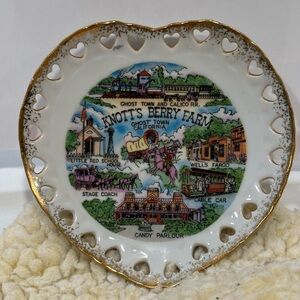Source Unknown Knott's Berry Farm Souvenir Plate